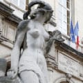 Statue femme