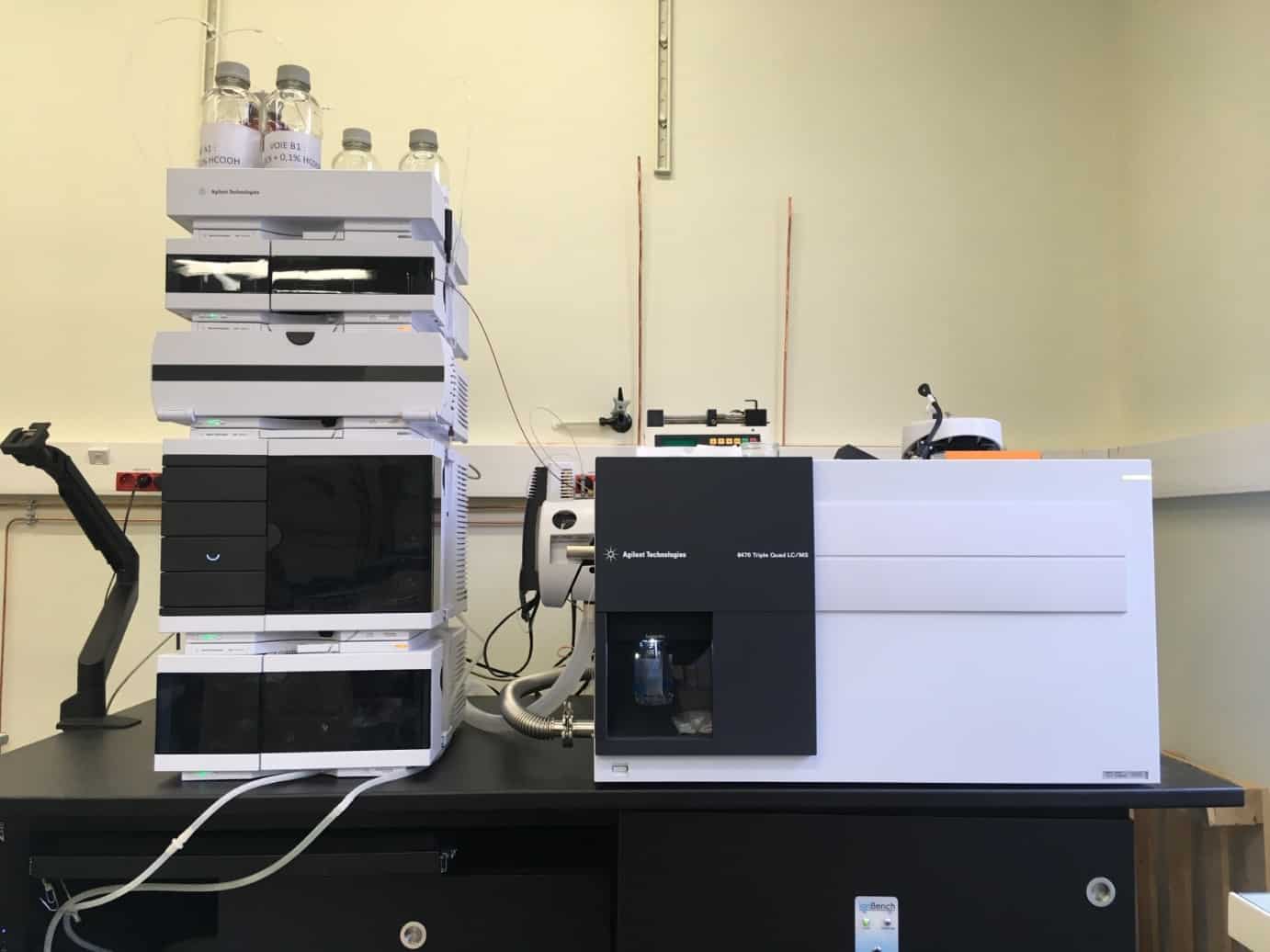 Les spectromètres de la plateforme - Plateforme RMN - Sorbonne Université